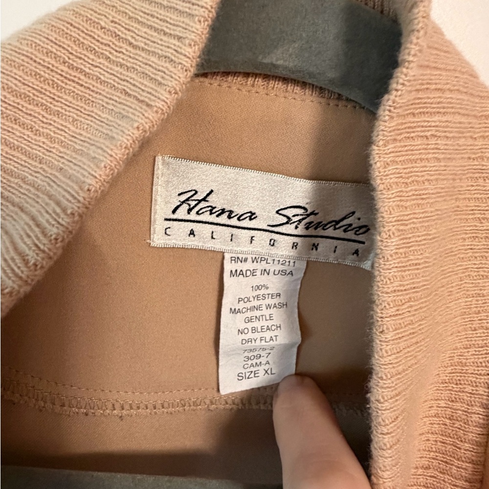 Vintage Hana Studio Beige Bomber Jacket - Picture 2 of 5